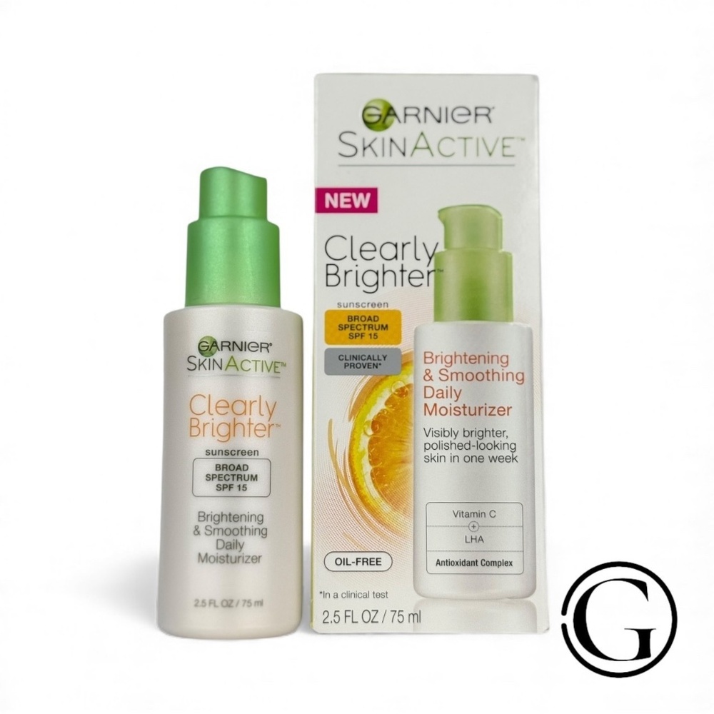12 PACK Garnier Clearly Brighter Brightening & Smoothing Daily Moisturizer 04/19 - Picture 3 of 9